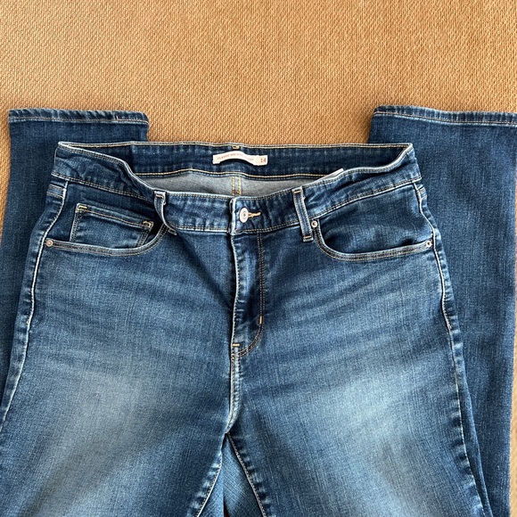 Levi's Blue Denim Jeans - Picture 3 of 8